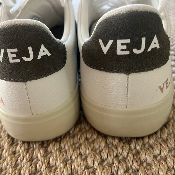 Veja Campo Sneaker (6) - Picture 5 of 8